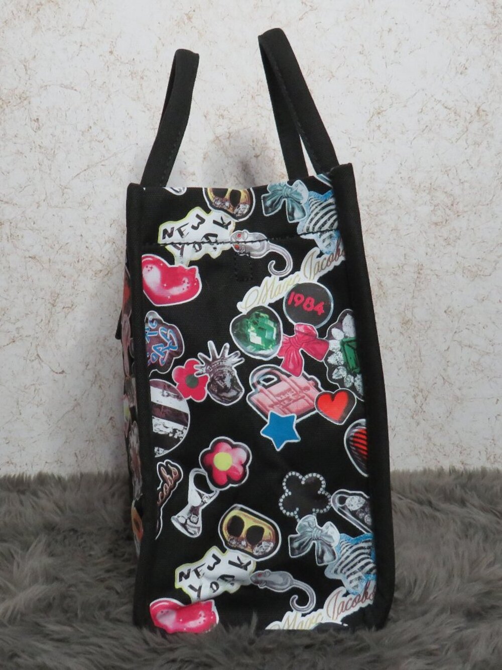 Marc Jacobs Sticker Print Tote Canvas Tote (Black)-NWT (4S6HTT022H02-002) - Picture 5 of 7